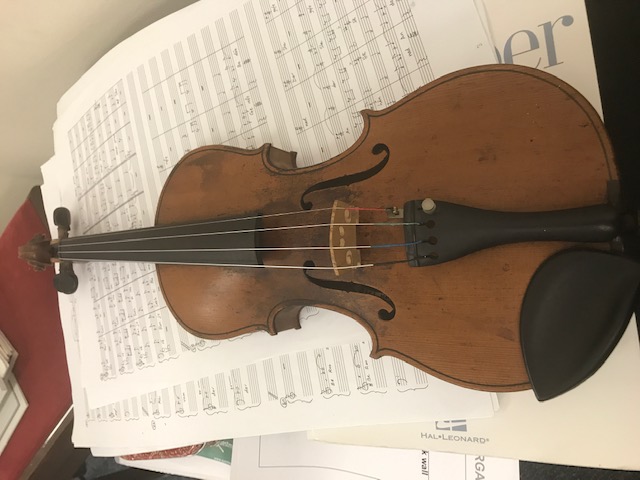 violin lessons. Southampton Arts Academy